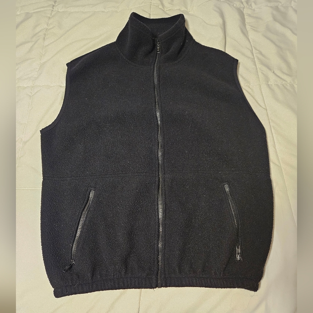 Vintage Men's Black Reebok Running Fleece Zip Front Vest